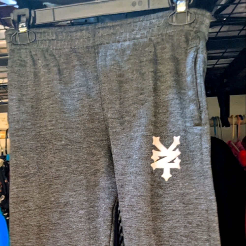 Zoo York Boys Gray Logo Sweatpants